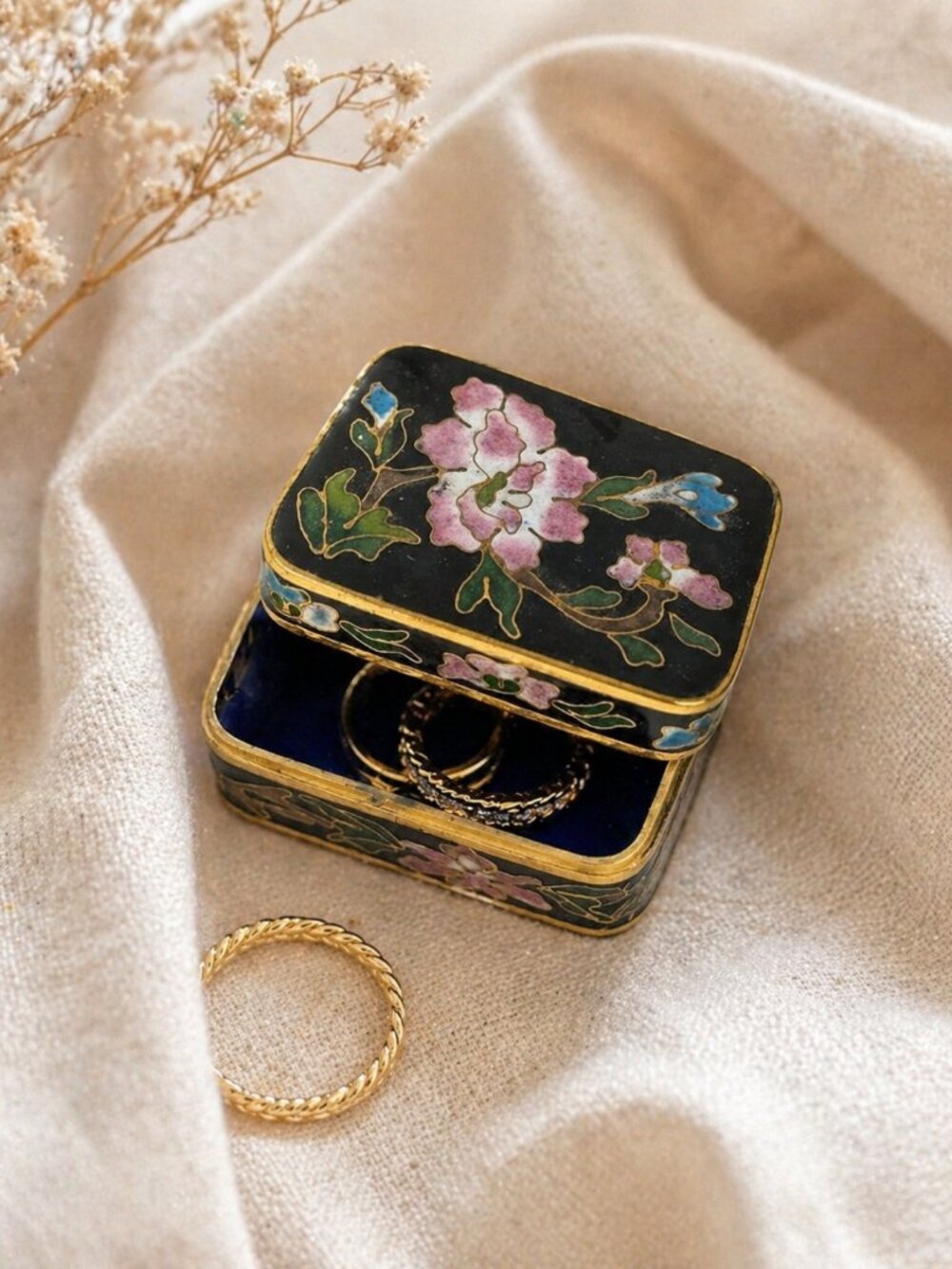 Vintage Cloisonné Trinket Box, Floral Enamel Jewelry Box, Small Decorative Keeps
